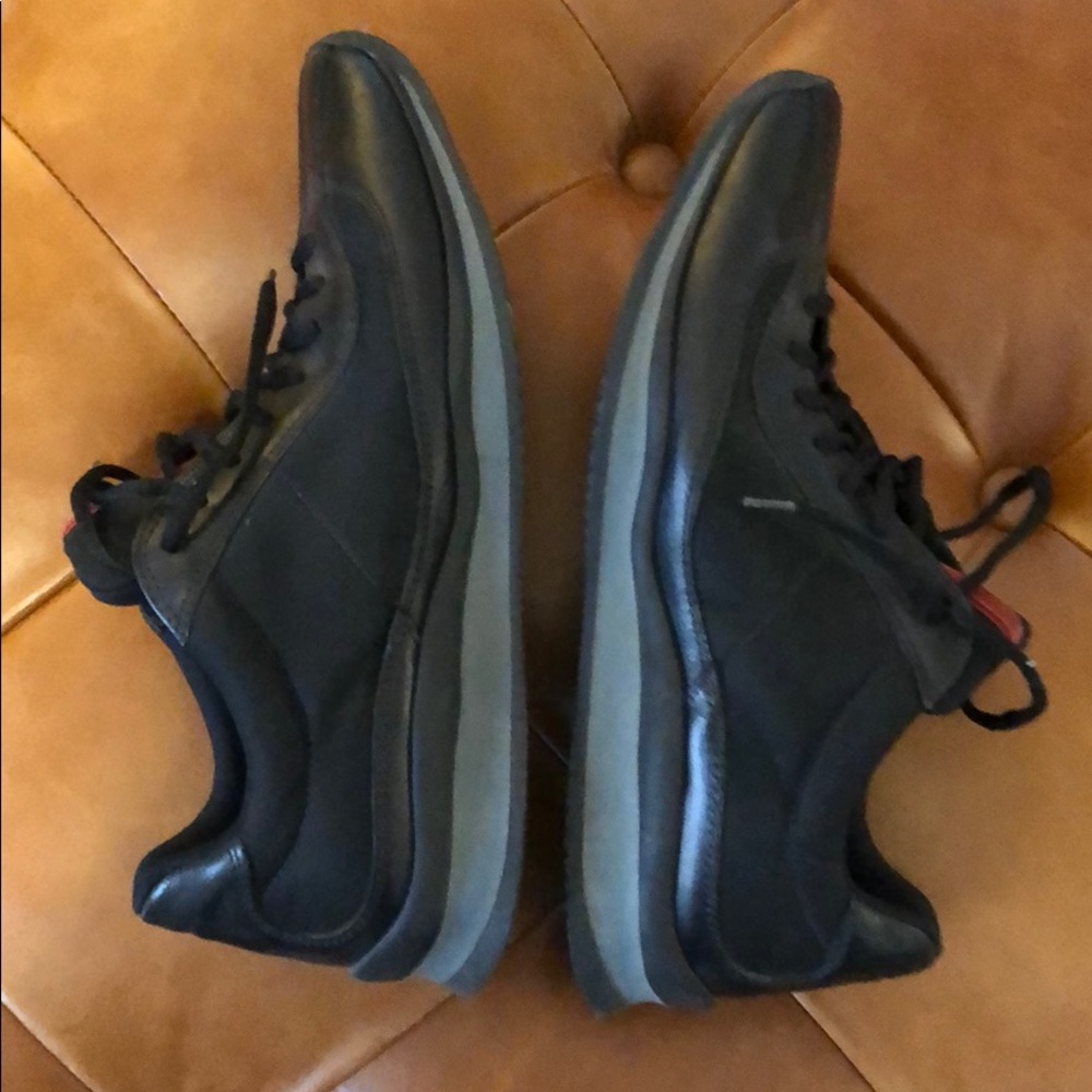 Prada Sneaker - size 8 - Picture 4 of 5